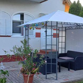 Bella Badacsony Apartmanház Apartman Badacsonytomaj Kültér fotó